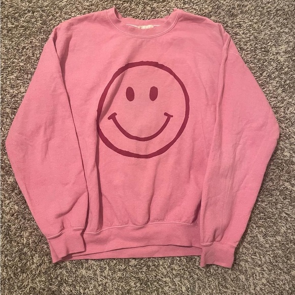 Altar'd State Tops - Smiley sweatshirt